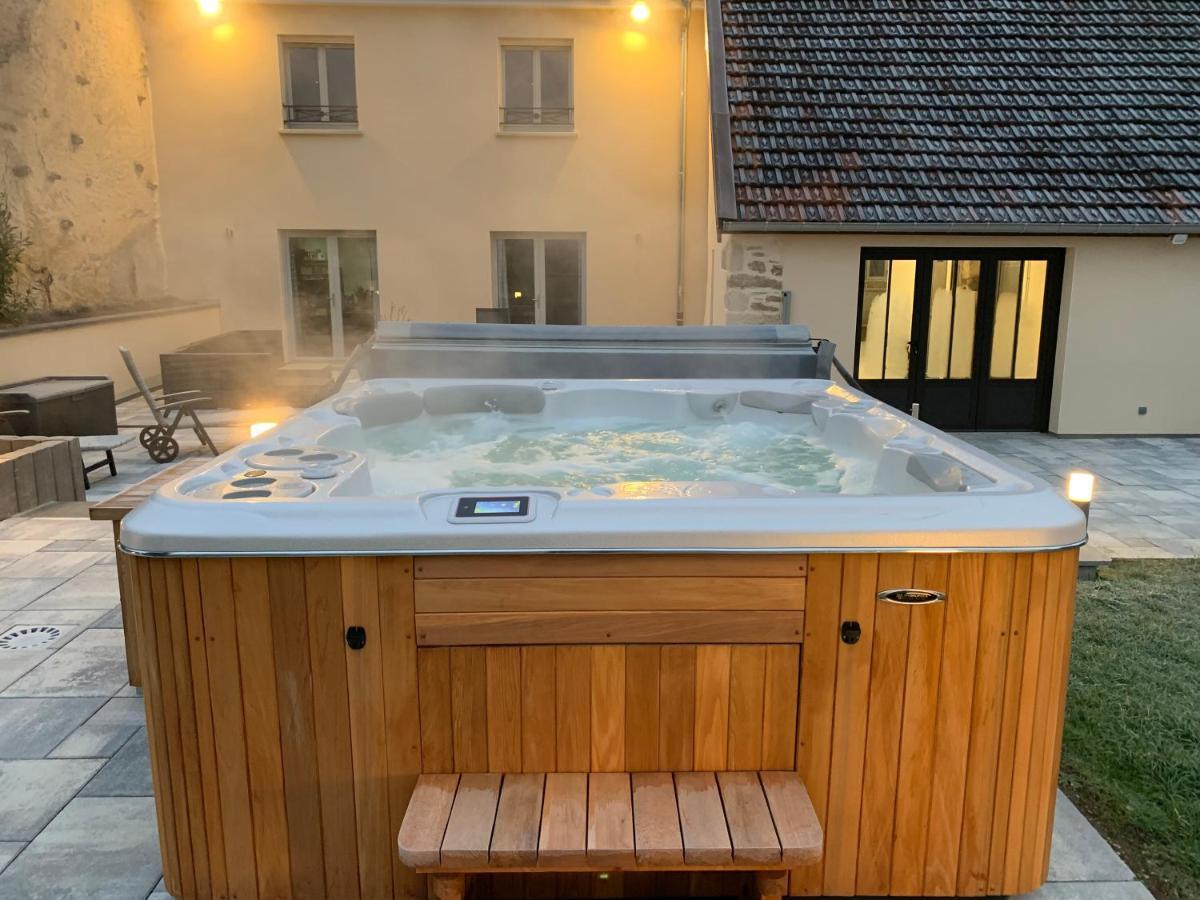Chez La Rose Luxueuse Cottage Avec Jacuzzi Rouvres-la-Chétive Exteriör bild