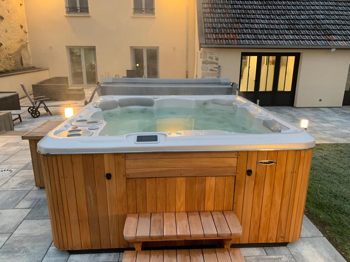 Chez La Rose Luxueuse Cottage Avec Jacuzzi Rouvres-la-Chétive Exteriör bild